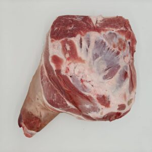 VARKENSSCHOUDER IN DE BEEN